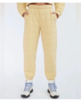 TNA Quilted Cozy Joggers Sweatpants in Brown